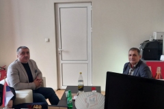 IMG-081ab103bf465bf84aa64d20f092191a-V