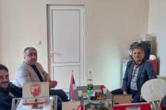 IMG-45f860e602e3d87ad4b7e043f3f8ad5d-V